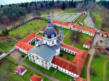 pazaislis manastırı - turuncuyolcu-HwSTU